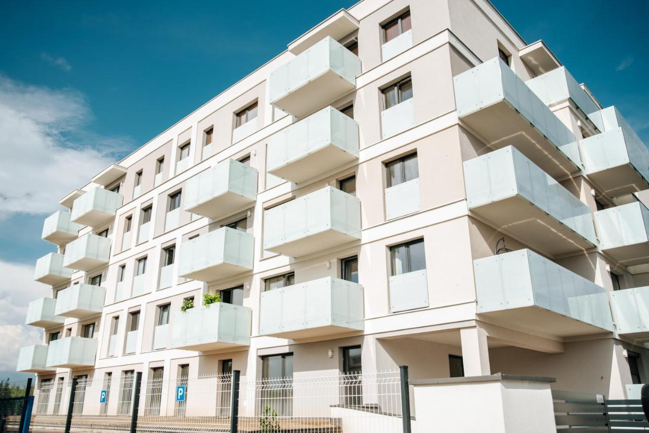 Apartamenty Czestochowa Eu 'Garaz Gratis' Extérieur photo