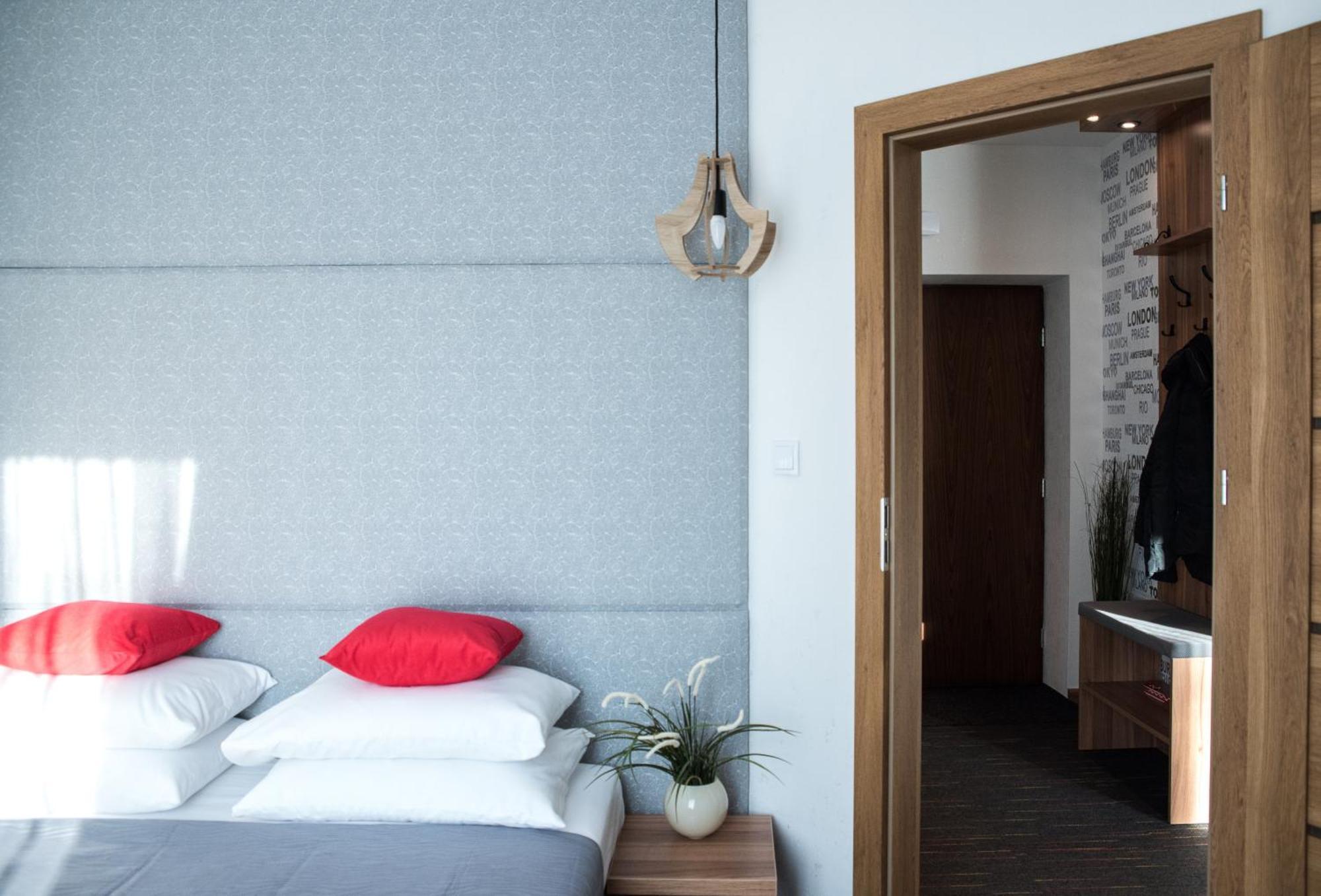 Apartamenty Czestochowa Eu 'Garaz Gratis' Extérieur photo